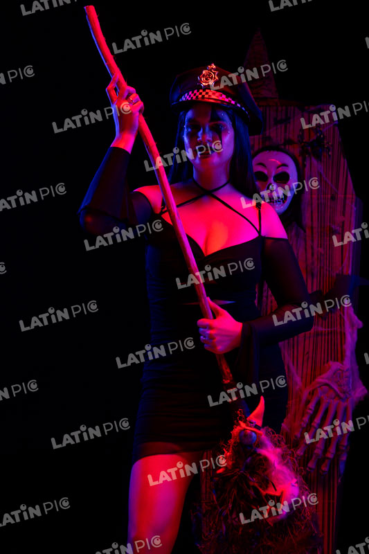 Mujer-Halloween-Brujita-Sexy-Esqueleto-5