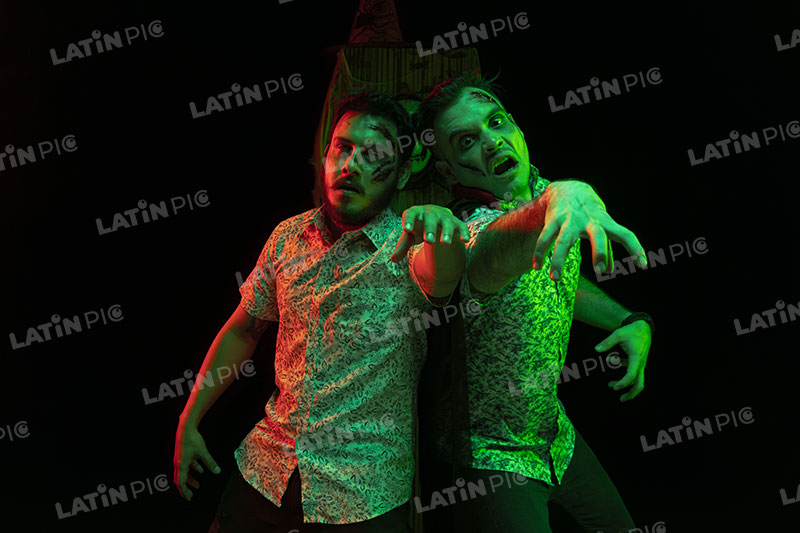 Hombres-Zombies-Halloween-4