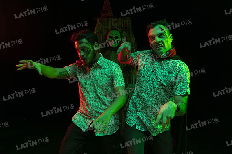 Hombres-Zombies-Halloween-5