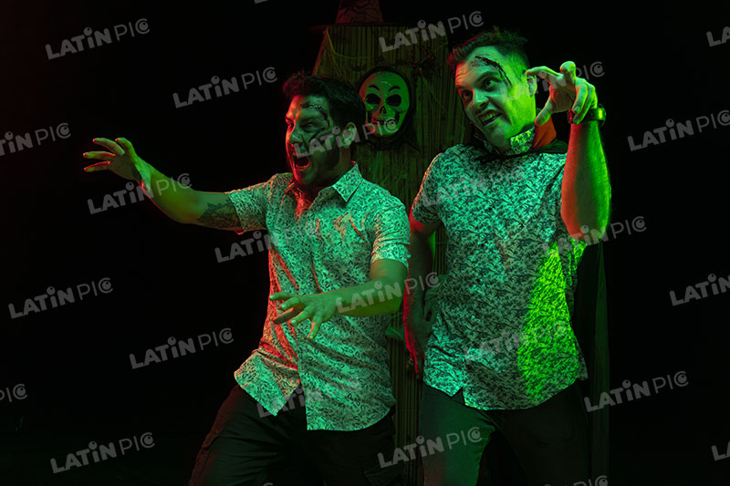 Hombres-Zombies-Halloween-6
