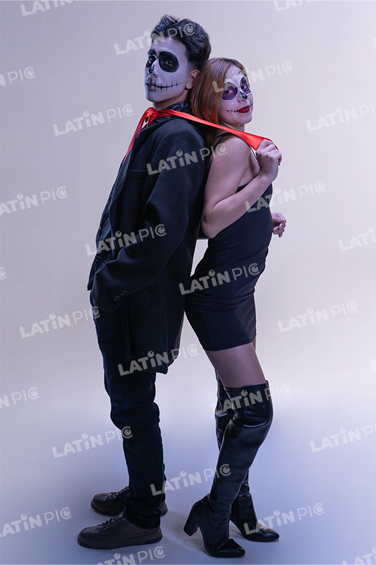 Mujer-Sexy-Hombre-Atractivo-Halloween-07