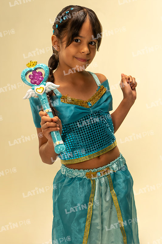 Nina-Halloween-Aladin-Magia-3