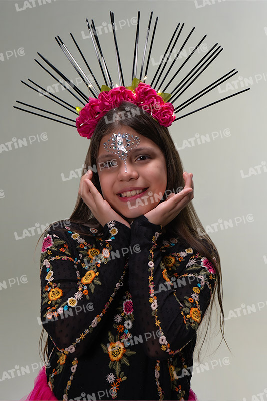 Nina-Halloween-Corona-Flores-Colores-2