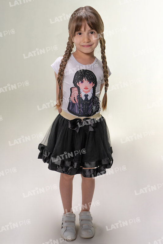 Niña-Halloween-Disfraz-Negro-5