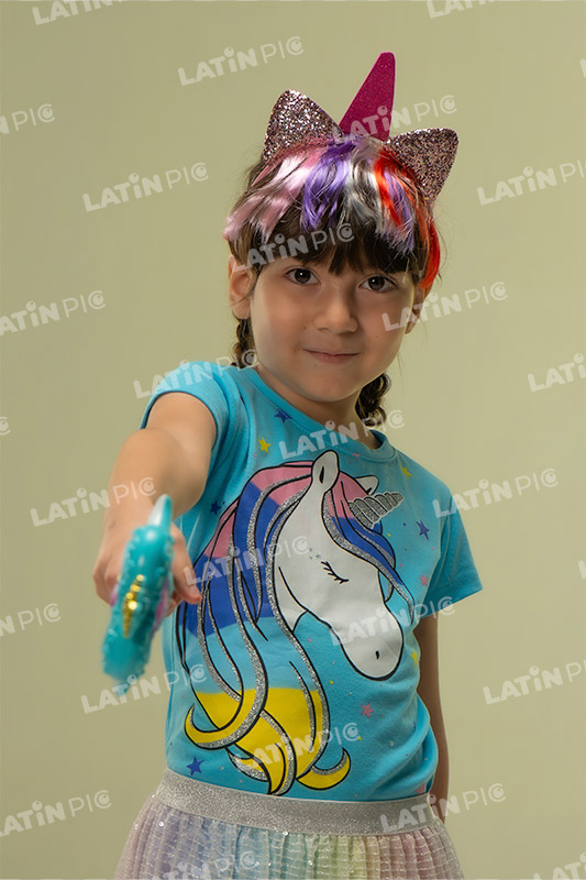 Nina-Halloween-Unicornio-Magia-1