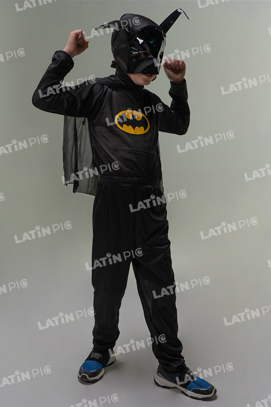 Nino-Halloween-Super-heroe-Negro-5
