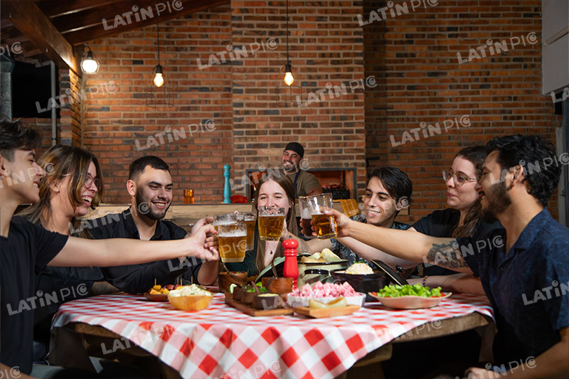 Asado-reunion-amistad-compartir-comida-4