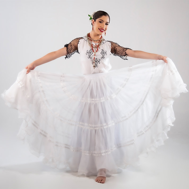 Bailarina Paraguaya-traje-blanco-typoi-001