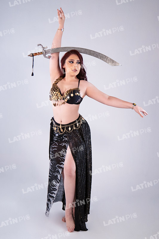 danza-arabe-bailariana-traje-negro-espada-004