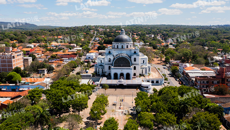 basilica-de-caacupe-frente-07