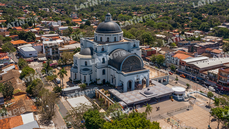 basilica-de-caacupe-frente-08