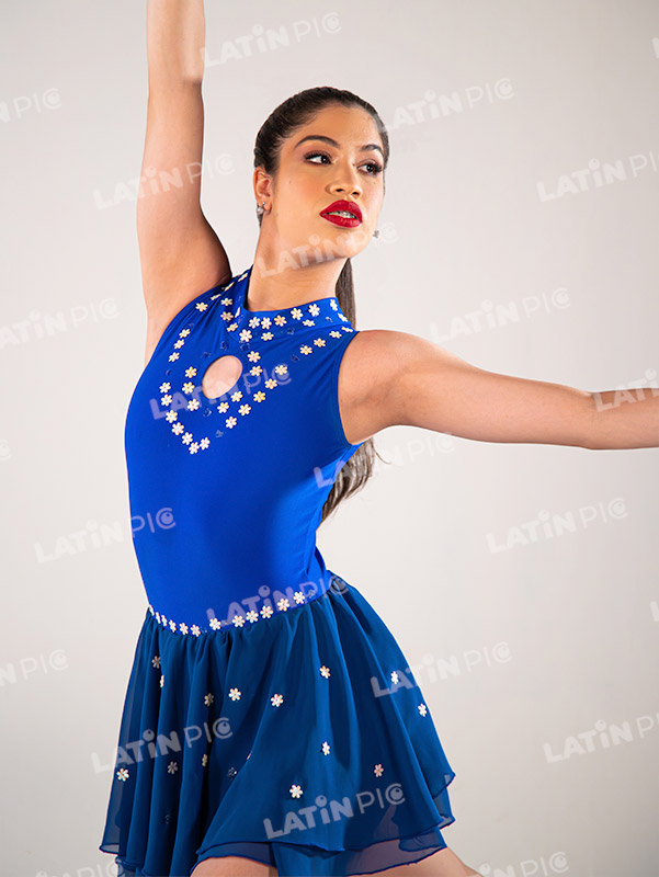 Bailarina-danza-Jazz-traje-azul-13