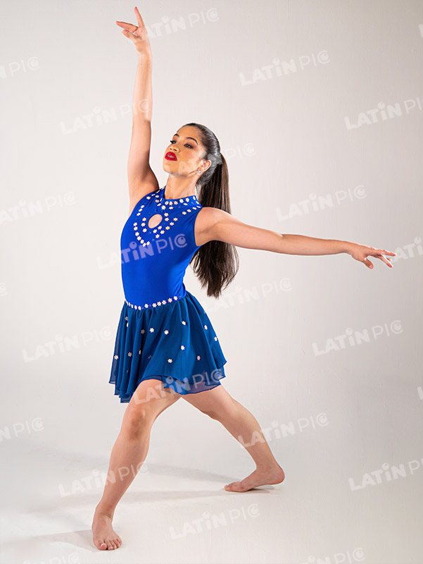 Bailarina-danza-Jazz-traje-azul-14