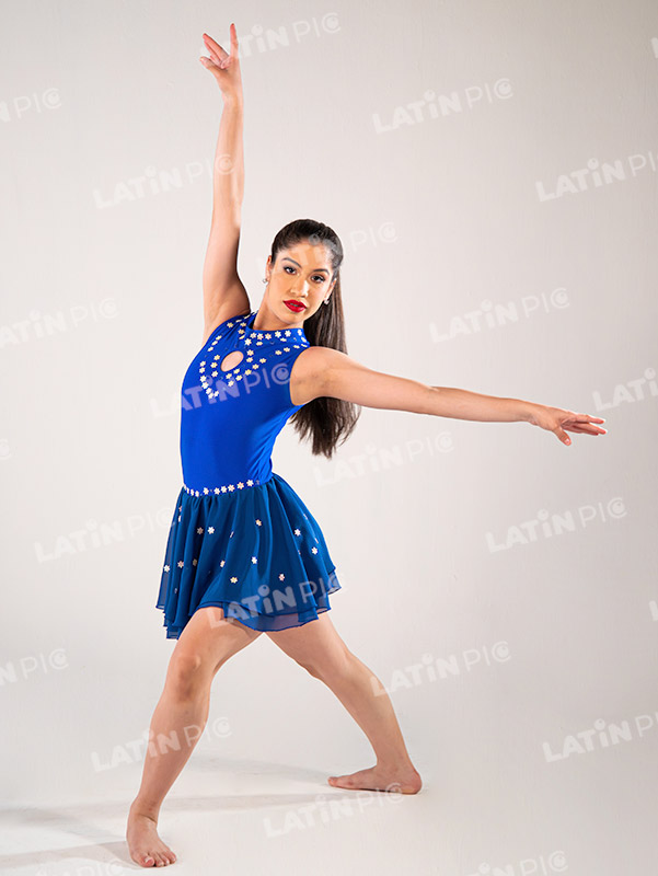 Bailarina-danza-Jazz-traje-azul-15