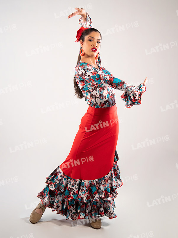 bailarina-danza-espanola-traje-rojo-flores-8
