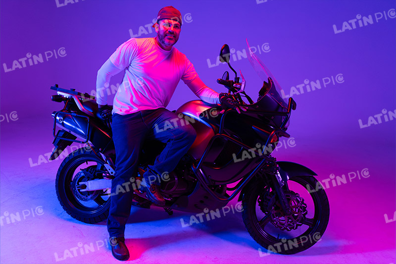 motocicleta-piloto-hombre-casco-123
