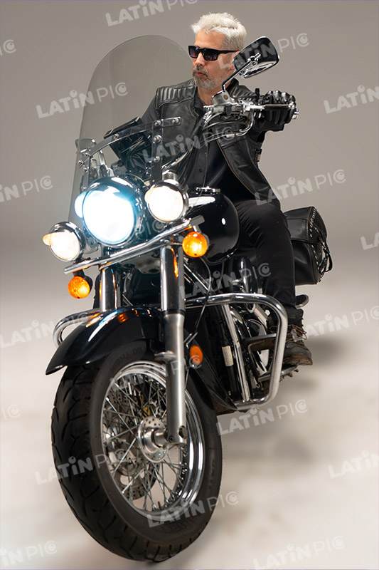 motocicleta-piloto-hombre-casco-159