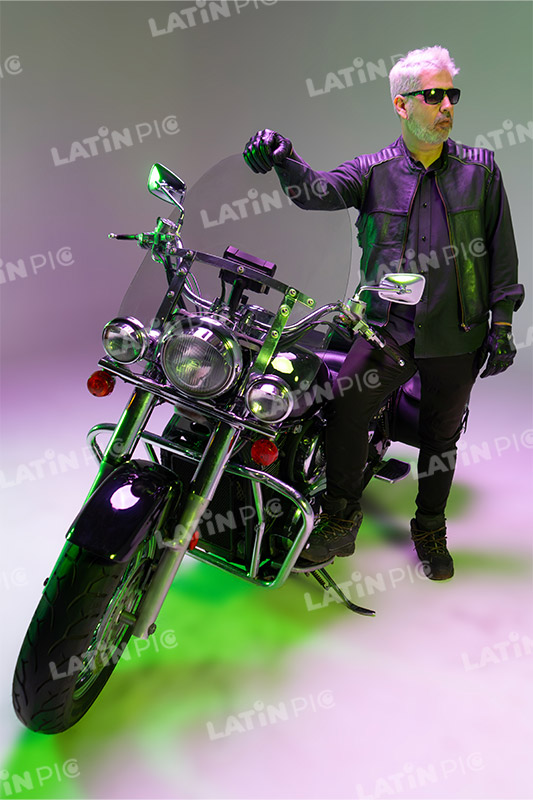 motocicleta-piloto-hombre-casco-162
