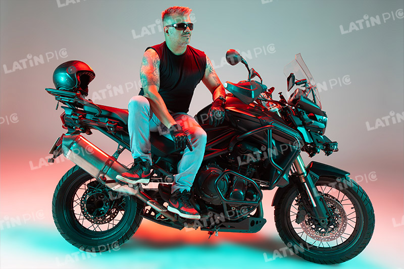 motocicleta-piloto-hombre-casco-178