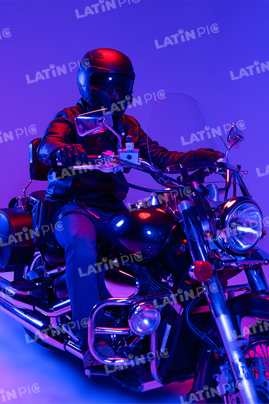 motocicleta-piloto-hombre-casco-249