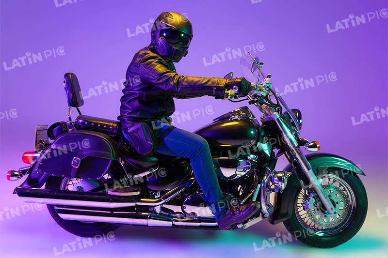 motocicleta-piloto-hombre-casco-253