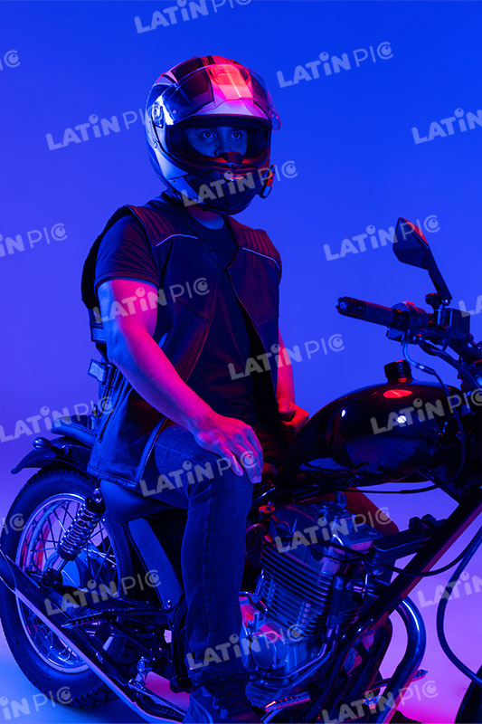 motocicleta-piloto-hombre-casco-277