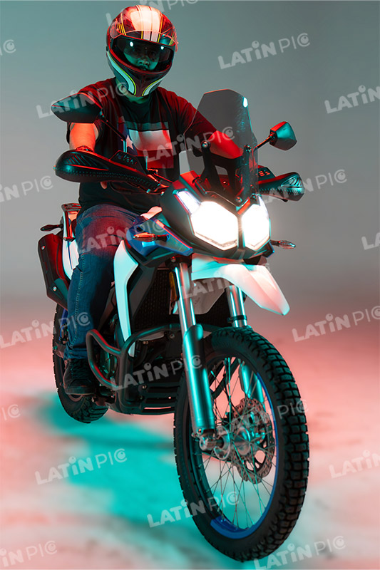 motocicleta-piloto-hombre-casco-286