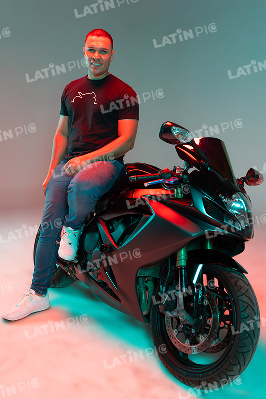 motocicleta-piloto-hombre-casco-313
