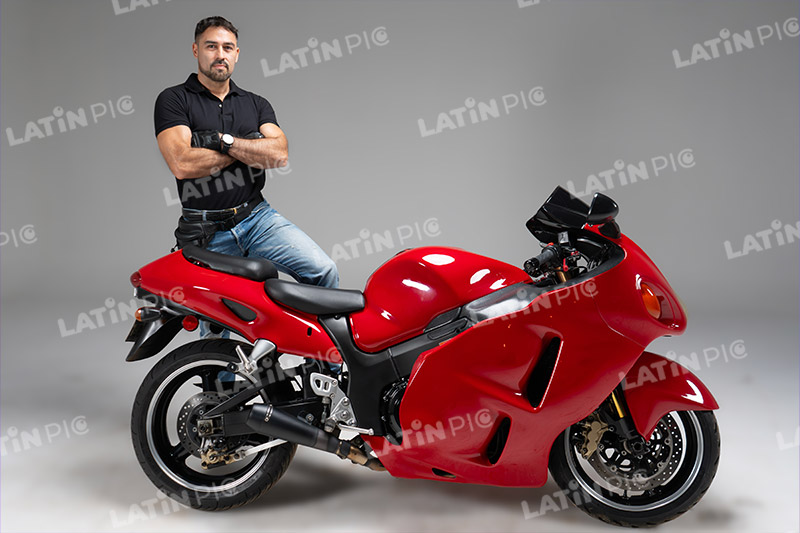 motocicleta-piloto-hombre-casco-341